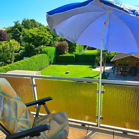 Gemuetliche-60qm-dg-wohnung-mit-balkon-in-dortmund アパート *