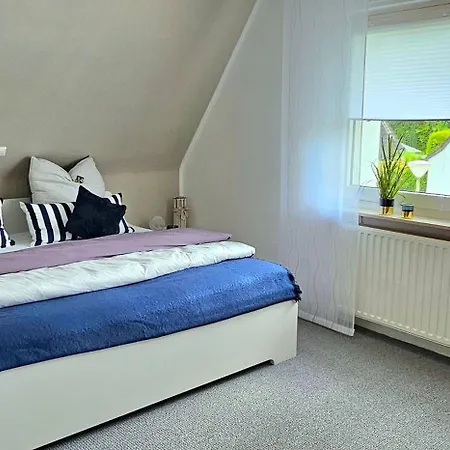Gemuetliche-60qm-dg-wohnung-mit-balkon-in-dortmund アパート ドルトムント