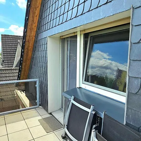 Gemuetliche-60qm-dg-wohnung-mit-balkon-in-dortmund ドルトムント